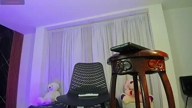 Madison Cambell online show from March 26, 2026, 6:17 pm