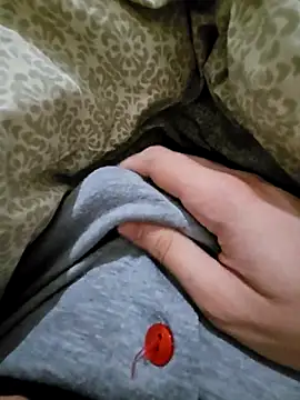 Snapshot of skiciyunis chatting on October 8, 2025, 8:09 pm skiciyunis online show from October 8, 2025, 8:09 pm