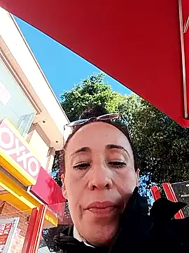 Coeur de luxure online show from January 7, 2026, 1:38 pm