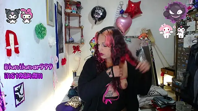 Snapshot of purplekattlyn chatting on March 8, 2025, 10:02 pm purplekattlyn online show from March 8, 2025, 10:02 pm