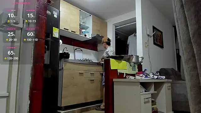 mattiwsmorris  online show from October 22, 2025, 4:34 am