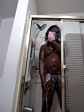 Snapshot of KingSlim56 chatting on November 17, 2025, 9:41 pm KingSlim56 online show from November 17, 2025, 9:41 pm