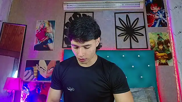 LiamAndrewzz online show from May 23, 2026, 5:50 am