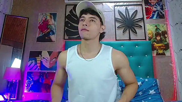 LiamAndrewzz online show from October 10, 2025, 5:47 pm