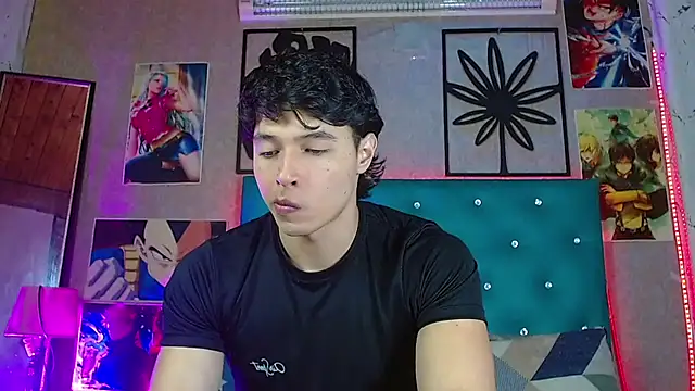 LiamAndrewzz online show from July 18, 2026, 3:59 am