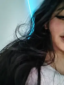 Snapshot of ElaRuil69 chatting on July 12, 2026, 3:18 am ElaRuil69 online show from July 12, 2026, 3:18 am