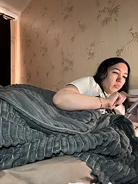 Naughtbaby 2025 online show from February 28, 2026, 1:44 pm