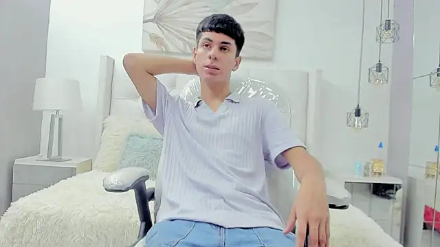 Johann sex online show from May 26, 2026, 5:55 pm