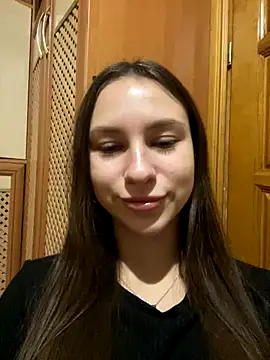 PaigePrado online show from October 9, 2025, 7:03 pm