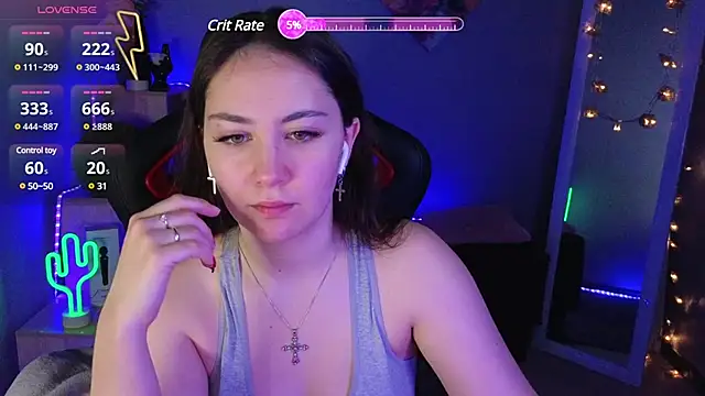 Snapshot of AshleySkott_ chatting on March 11, 2025, 7:35 am AshleySkott online show from March 11, 2025, 7:35 am