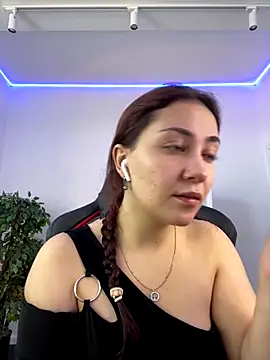 Snapshot of AshleySkott_ chatting on September 23, 2025, 7:59 am AshleySkott online show from September 23, 2025, 7:59 am