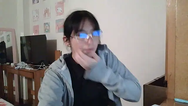 Arielle lov online show from October 30, 2025, 10:28 pm