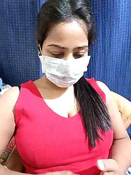 COZY ROZI online show from March 5, 2025, 5:50 pm