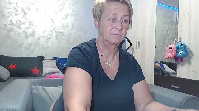 RosesandLillies online show from March 15, 2026, 5:53 pm