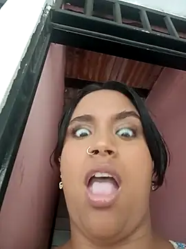 victoria roussee online show from March 12, 2025, 12:26 pm