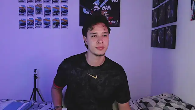 Snapshot of jack_walker190 chatting on February 27, 2026, 10:15 am jack walker190 online show from February 27, 2026, 10:15 am