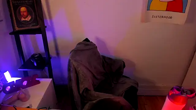 Rosiee69  online show from March 13, 2026, 12:48 am