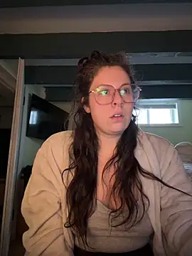 Snapshot of Rosiee69_ chatting on March 4, 2025, 12:33 pm Rosiee69 online show from March 4, 2025, 12:33 pm