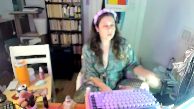 Snapshot of Rosiee69_ chatting on November 2, 2025, 4:45 pm Rosiee69 online show from November 2, 2025, 4:45 pm