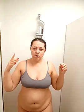 Conejta online show from March 18, 2025, 12:06 pm