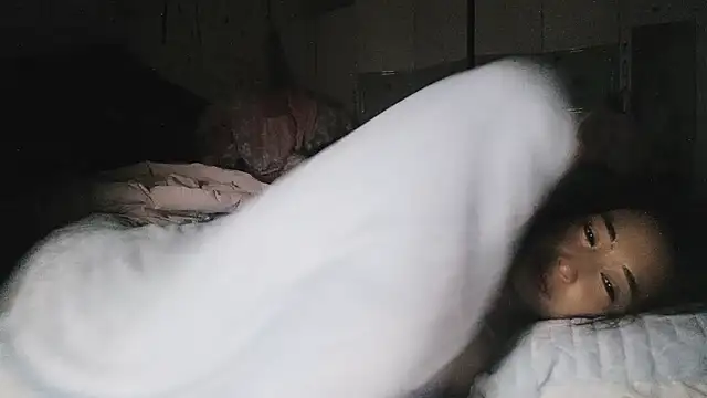 hebe-02 online show from November 23, 2025, 4:28 pm