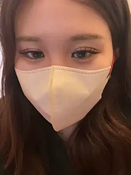 Snapshot of noa_chi chatting on May 31, 2026, 1:11 am noa chi online show from May 31, 2026, 1:11 am