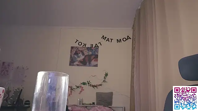 boozekirs  online show from February 10, 2026, 2:43 am