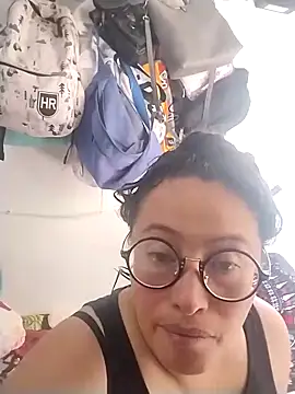 86Alejandra12 online show from February 27, 2025, 7:08 am
