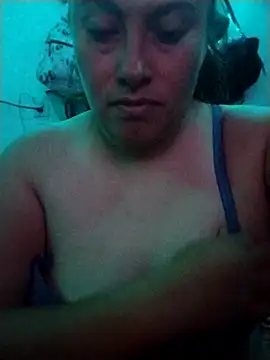86Alejandra12 online show from February 19, 2025, 5:05 am