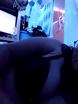 86Alejandra12 online show from March 4, 2025, 5:21 am