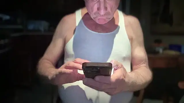 DominantDong online show from March 5, 2025, 11:49 pm