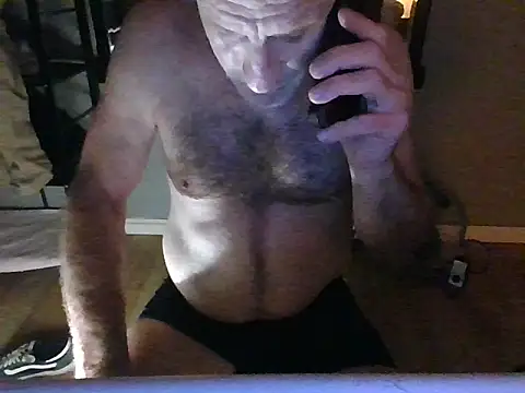 DominantDong online show from September 28, 2025, 12:34 pm