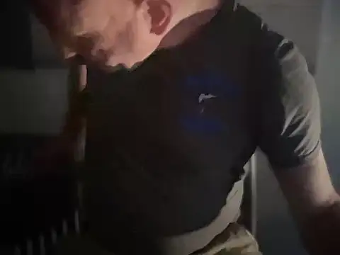 DominantDong online show from October 30, 2025, 8:06 pm