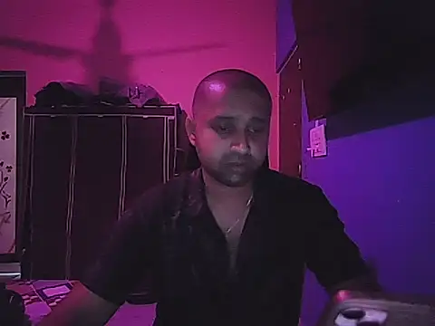 Snapshot of screwdrivertournevis3 chatting on June 26, 2026, 4:13 pm screwdrivertournevis3 online show from June 26, 2026, 4:13 pm