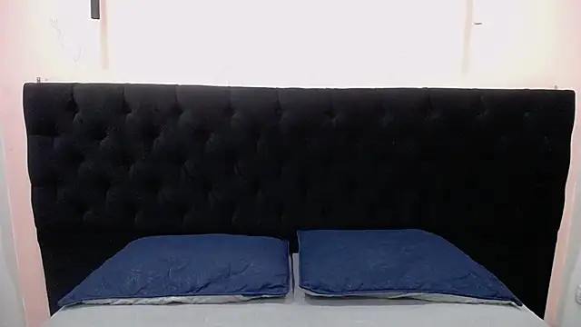 Megann Wd online show from March 6, 2025, 7:10 pm