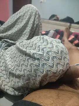 indian couple4 online show from December 14, 2025, 4:34 pm