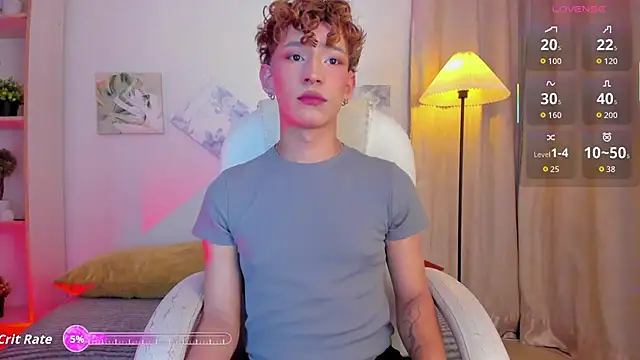 iiangel  online show from December 20, 2025, 3:31 am