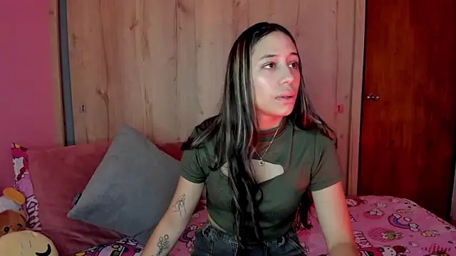 TANIA 06 online show from June 5, 2026, 8:03 pm