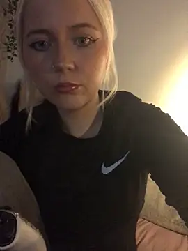 Blondie Sofia Essexbabe online show from October 12, 2025, 10:33 pm