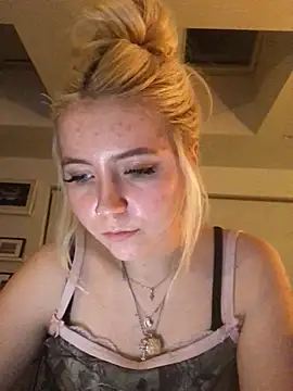 Blondie Sofia Essexbabe online show from March 21, 2025, 11:23 pm