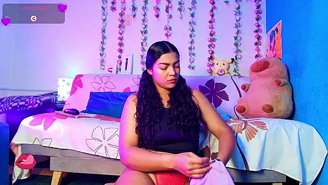 Vicky Miller 05 online show from April 13, 2026, 7:18 pm