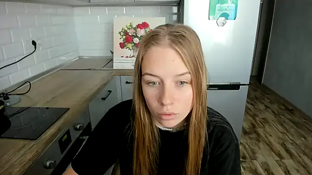 AnnNorriss online show from October 23, 2025, 9:08 am