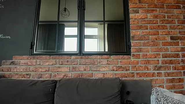 AnnNorriss online show from September 11, 2025, 5:18 am