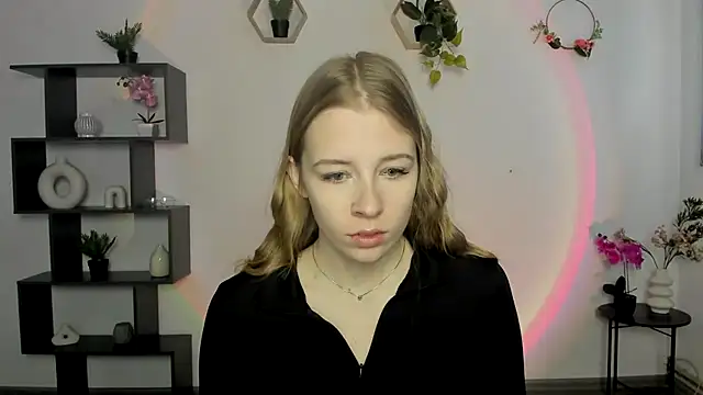 AnnNorriss online show from March 2, 2025, 6:37 am