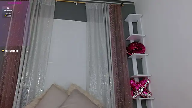 Snapshot of emily-777 chatting on March 8, 2025, 11:28 pm emily-777 online show from March 8, 2025, 11:28 pm