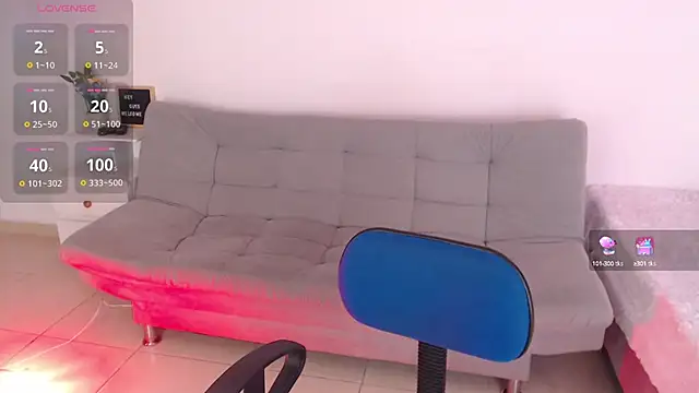 Snapshot of emily-777 chatting on October 6, 2025, 9:15 pm emily-777 online show from October 6, 2025, 9:15 pm