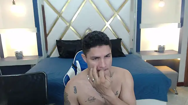 SaraClub JY online show from December 18, 2025, 12:27 am