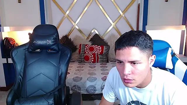 SaraClub JY online show from February 26, 2025, 8:25 pm