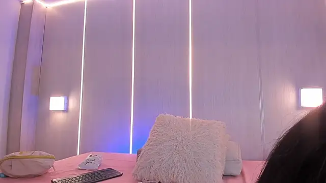 Snapshot of sasha_riverss chatting on May 25, 2026, 7:45 pm sasha riverss online show from May 25, 2026, 7:45 pm