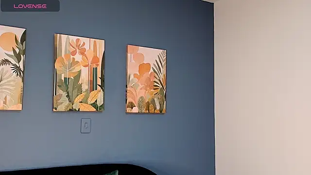 Snapshot of Zamira_Taylor chatting on October 15, 2025, 11:35 pm Zamira Taylor online show from October 15, 2025, 11:35 pm